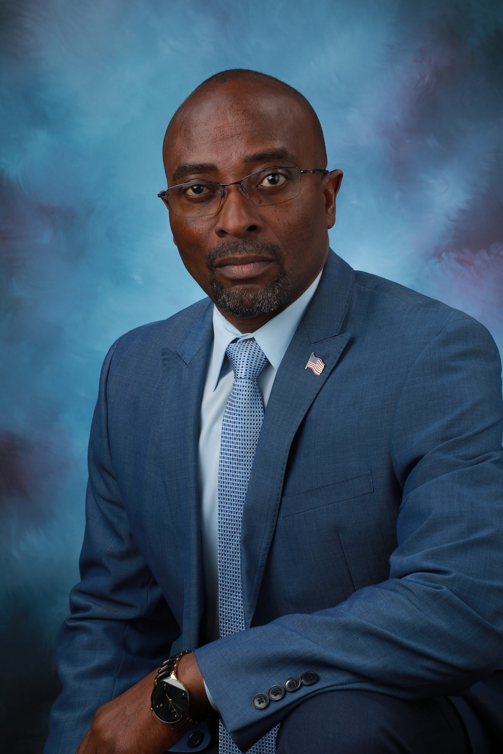 Dr. Linus Anukwu Launches Nationwide Scholarship to Support Aspiring Physicians Addressing Local Health Challenges
