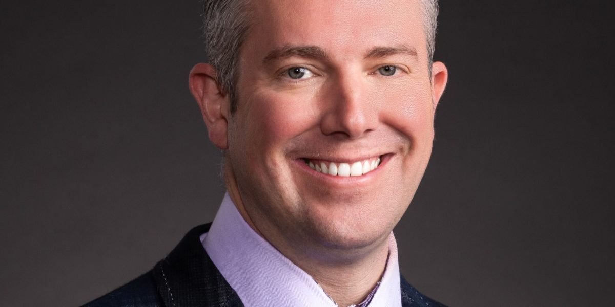 Spine Surgeon Dr. Michael Gallizzi of The Steadman Clinic Achieves Milestone in Robotic and Endoscopic Surgery