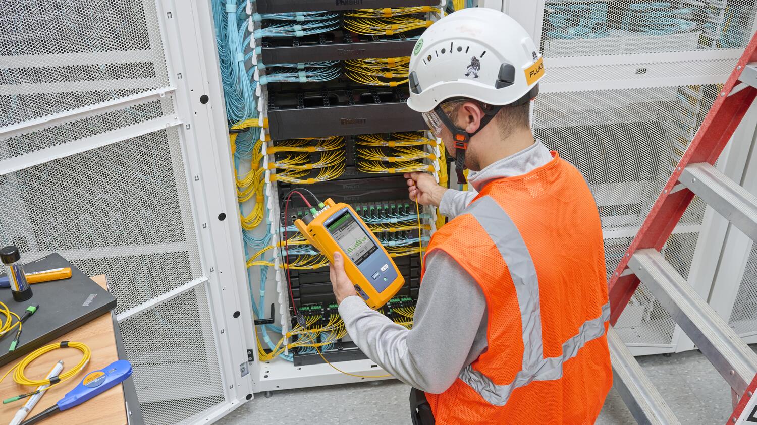 Fluke Networks Launches CertiFiber Max, Setting a New Benchmark for High-Density Multi-Fiber Testing in Data Centres