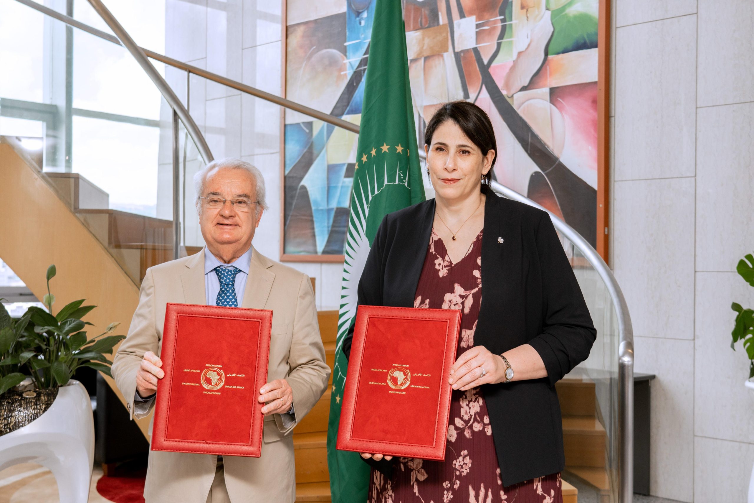 African Union Commission and KAICIID Sign Agreement and Host High-Level Roundtable on Dialogue-Driven Peacebuilding in Africa