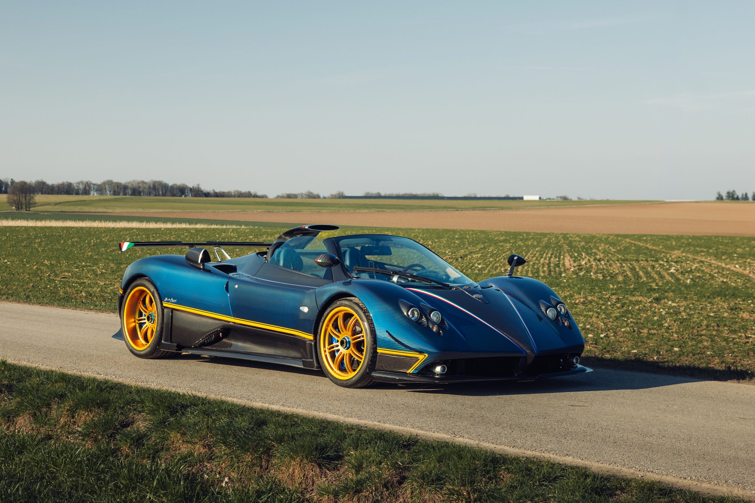 SINGULAR PAGANI ZONDA 760 UNICA ROADSTER LEADS EXCEPTIONAL ITALIAN SUPERCARS AT BROAD ARROW’S CONCORSO D’ELEGANZA VILLA D’ESTE AUCTION