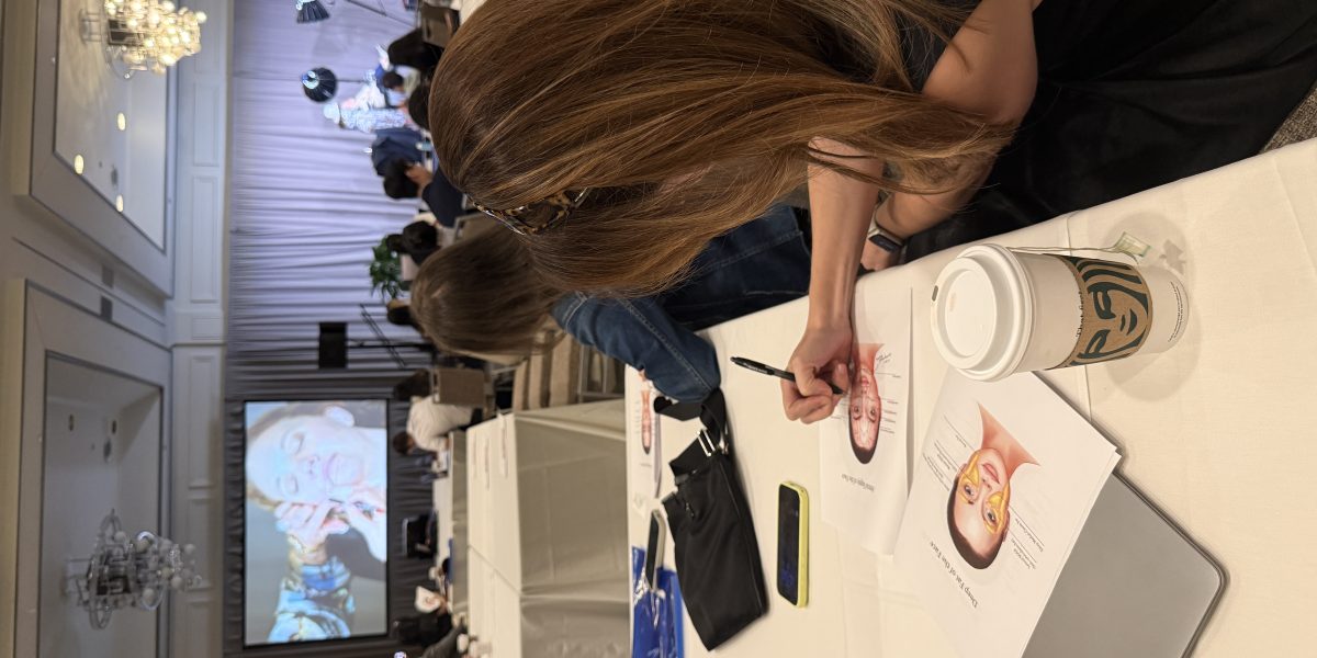 Interactive Cosmetic Education Continues to Receive Enthusiastic Feedback